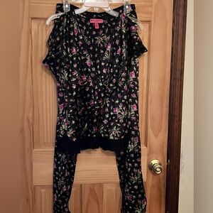 Betsey Johnson 2-Piece Satin Roses Signature Print Pajama Set